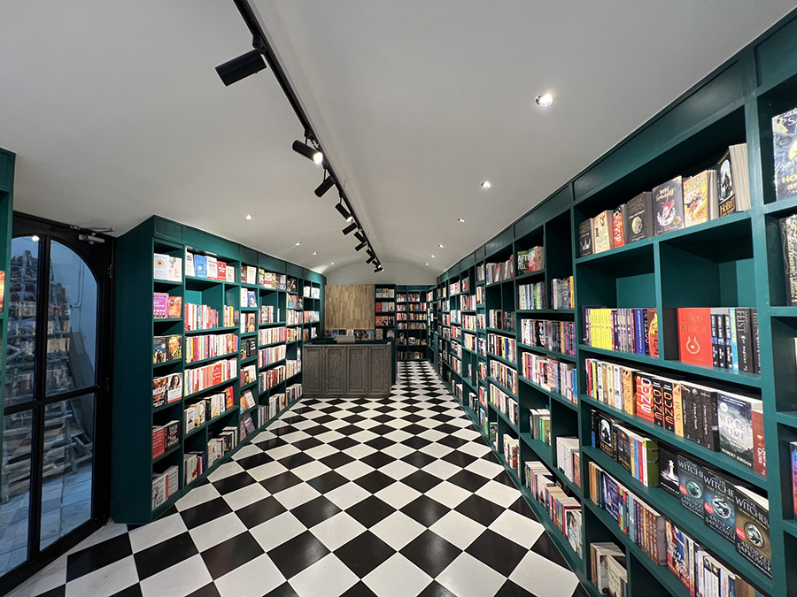 Kunzum Books(7).jpg Kunzum Books(7).jpg